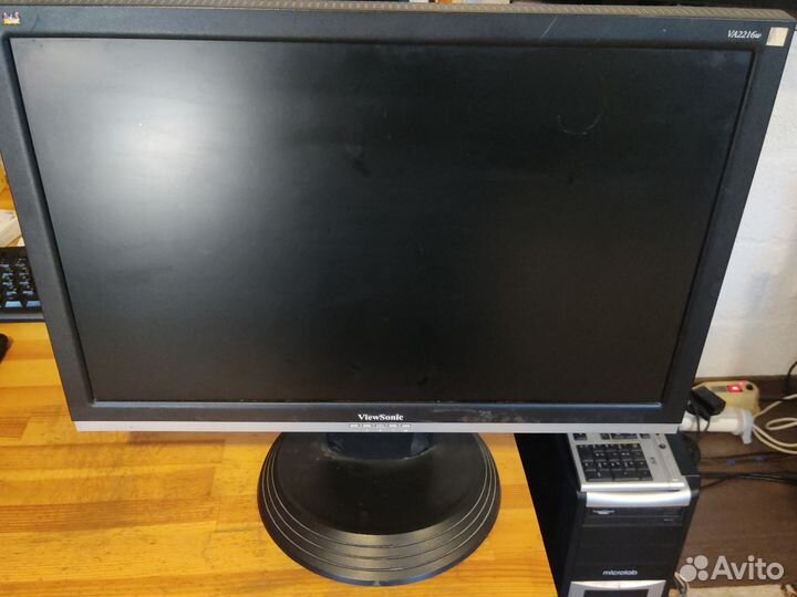 Монитор 22 Viewsonic