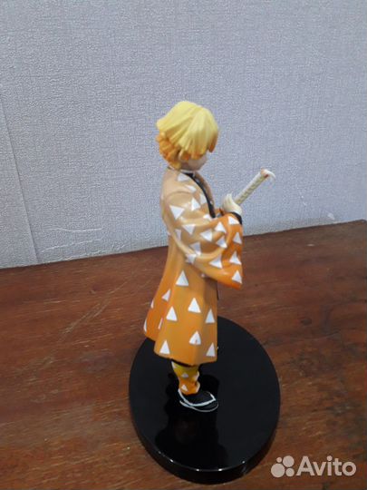 Фигурка Зеницу из аниме крд