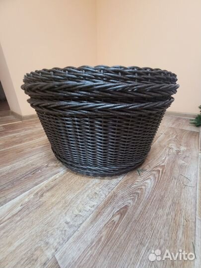 Плетёная юбка-корзина для елки