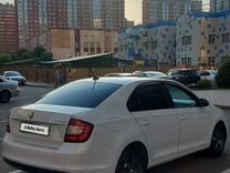 Skoda Rapid 1.6 AT, 2018, 217 000 км, с пробегом, цена 1 050 000 руб.