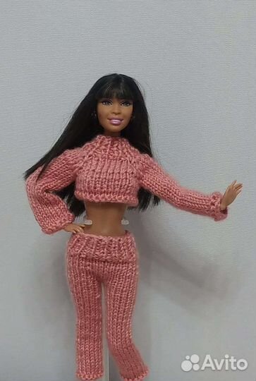 Комплект одежды для куклы Барби