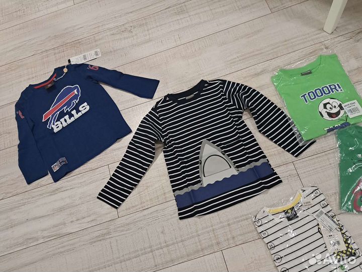 Новые брендовые с бирками футболки для куколки