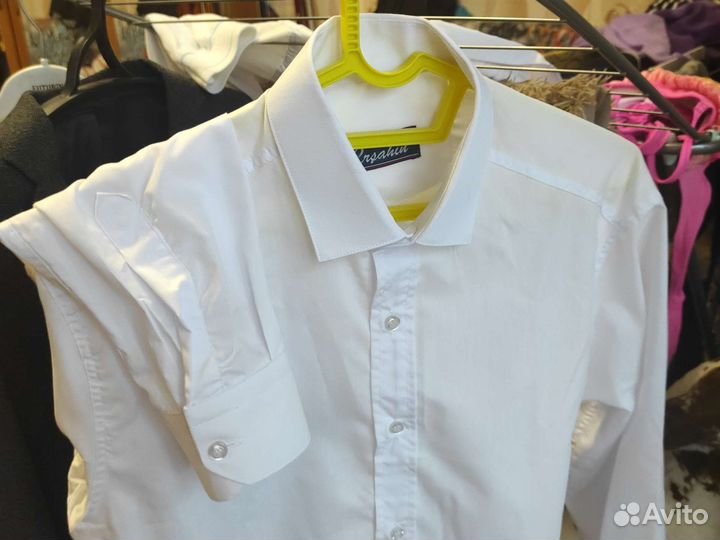 Белые рубашки