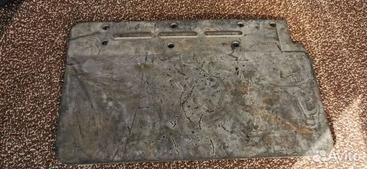 Брызговики Ивеко Дейли передние