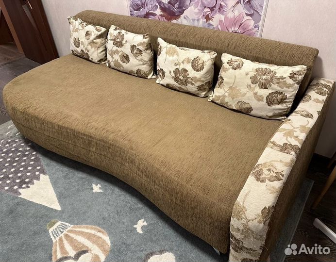 Диван евро книжка