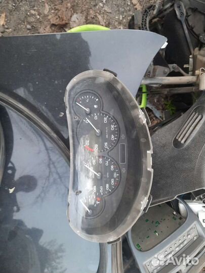 Щиток приборов peugeot 206