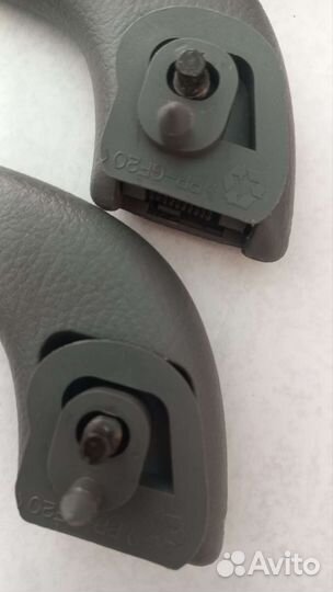 Ручка на салонный потолках