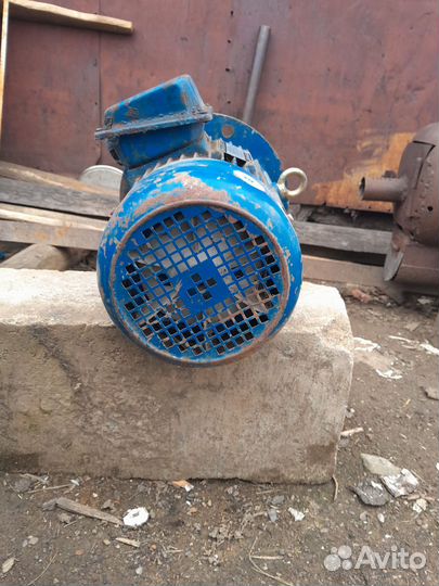 Электродвигатель Y100L2-4