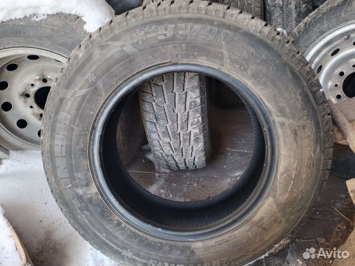 Jinyu YW90 205/70 R15 96
