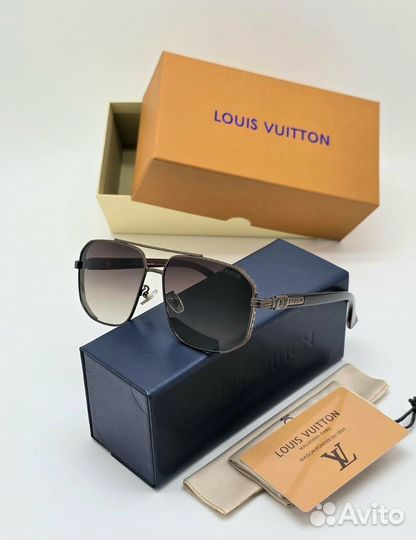 Солнцезащитные очки Louis Vuitton