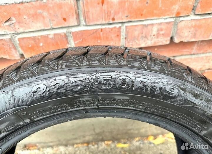 Foman Frozenero W766 235/50 R15