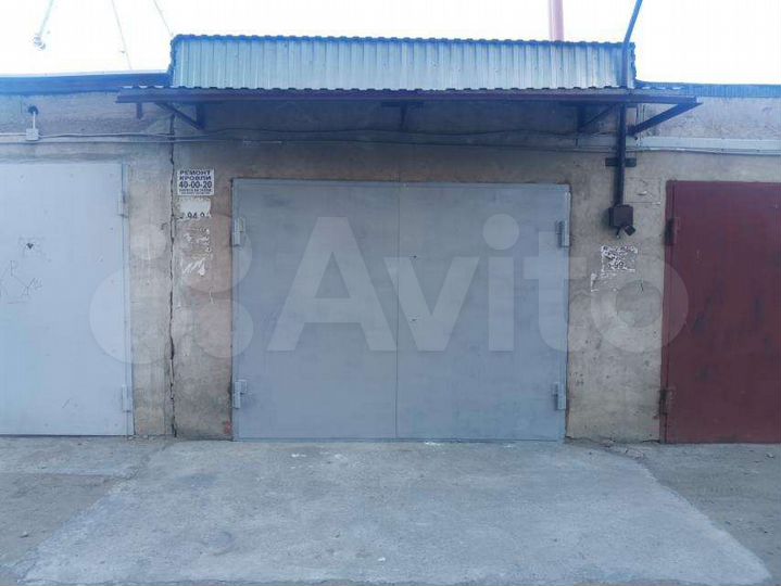 Гараж, > 30 м²