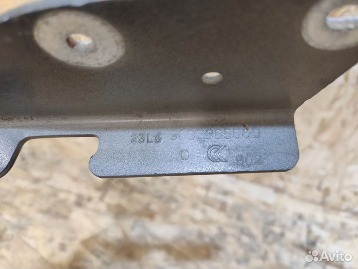 Петля капота Citroen C3