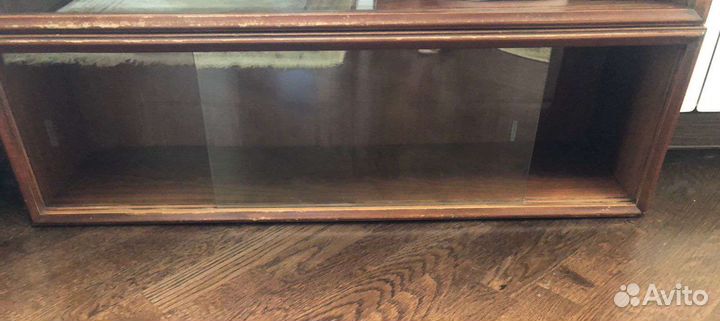 Полка книжная