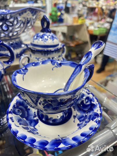 Посуда гжель