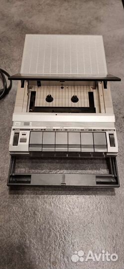 Винтажный магнитофон Pilots d6340