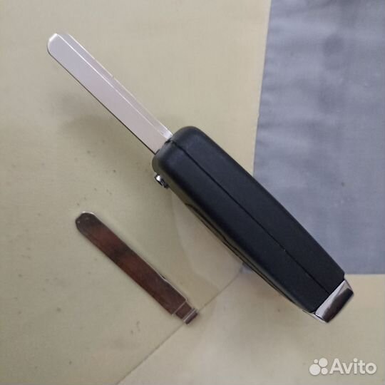 Автоключ корпус Geely