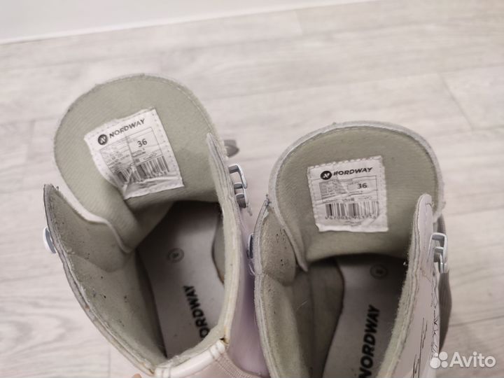 Коньки фигурные 36 размер