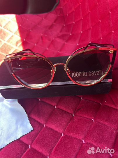Солнцезащитные очки женские roberto cavalli