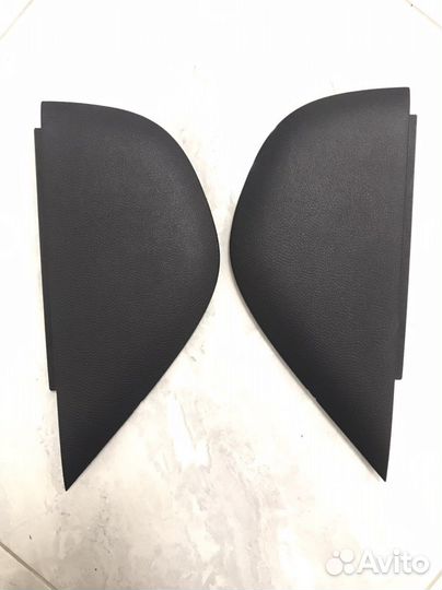 Боковая накладка торпеды Golf 6