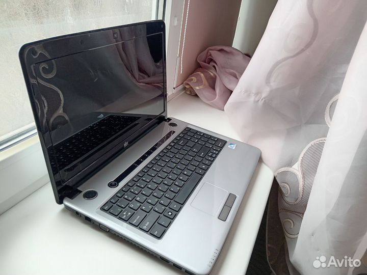 Ноутбук DNS SWH-N12P-GV