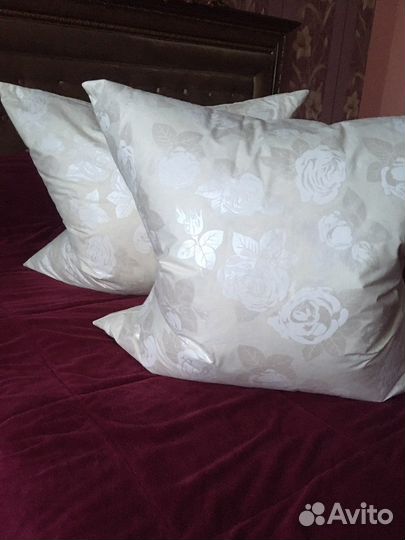 Подушки 70х70