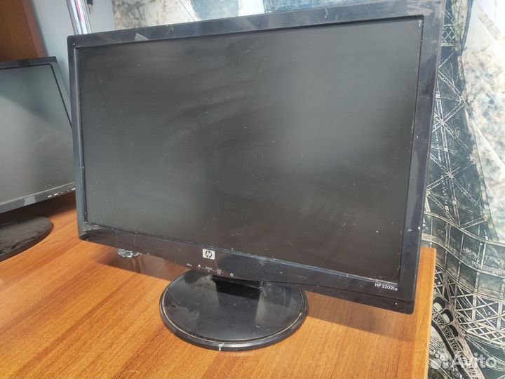 Монитор HP 20