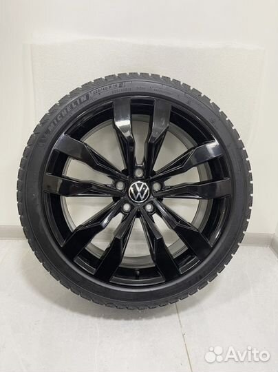 Новые Volkswagen T-Roc R-line, Michelin 225/40 R19