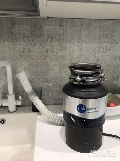 Измельчитель на запчасти insinkerator 55