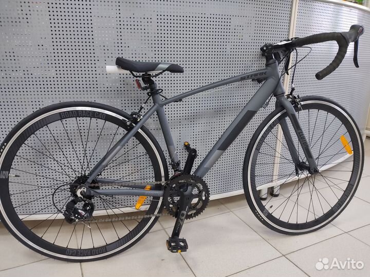 Шоссейный велосипед Stark Piloton