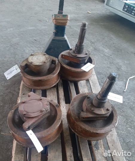 Колесо крановые К2р-360 редуктор А-400 Таль-тельфер