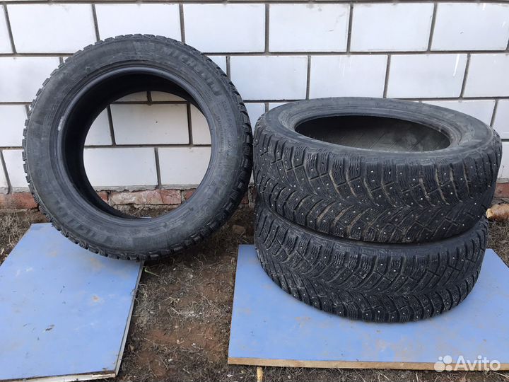 Michelin X-Ice North 4 205/55 R16