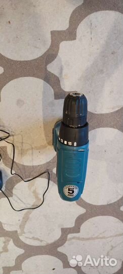 Шуруповерт bort 12в