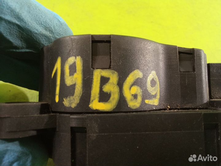 Сервопривод заслонки отопителя Mercedes-Benz W211