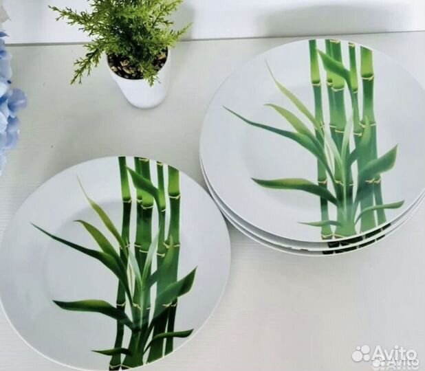 Набор тарелок новый на 6 персон