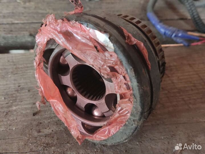 Шруз,граната,наружная на фольксваген sharan