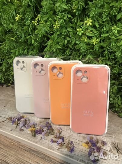 Чехол Silicone Case iPhone 13