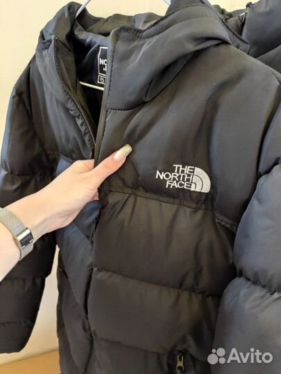 Куртки и пуховики TNF