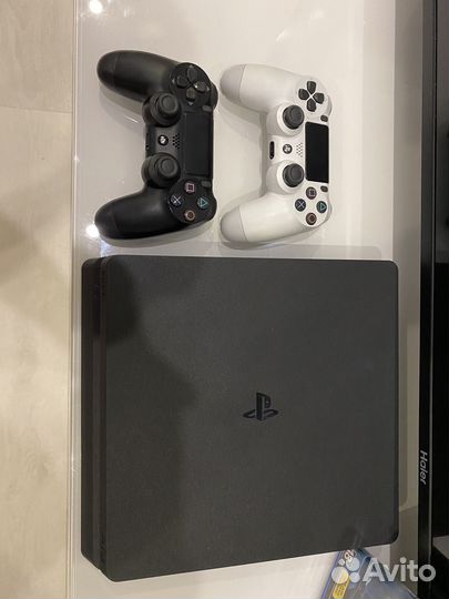 Sony PS4 Slim 1 TB