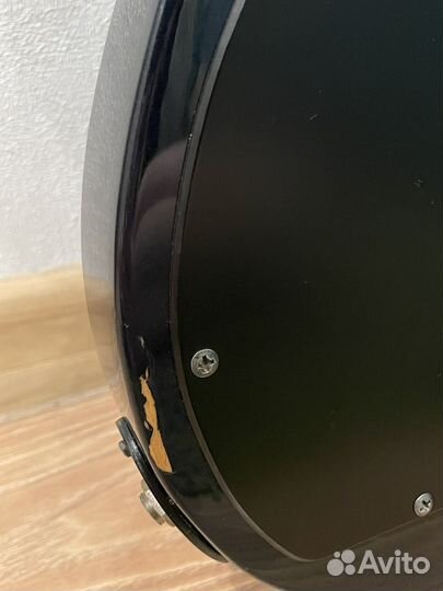 Продам электрогитару с процессором