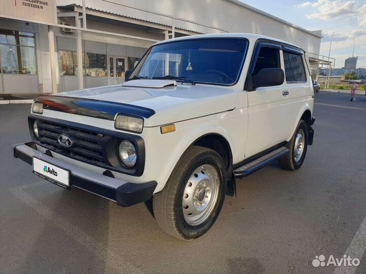 LADA 4x4 (Нива) 1.7 МТ, 2010, 70 000 км