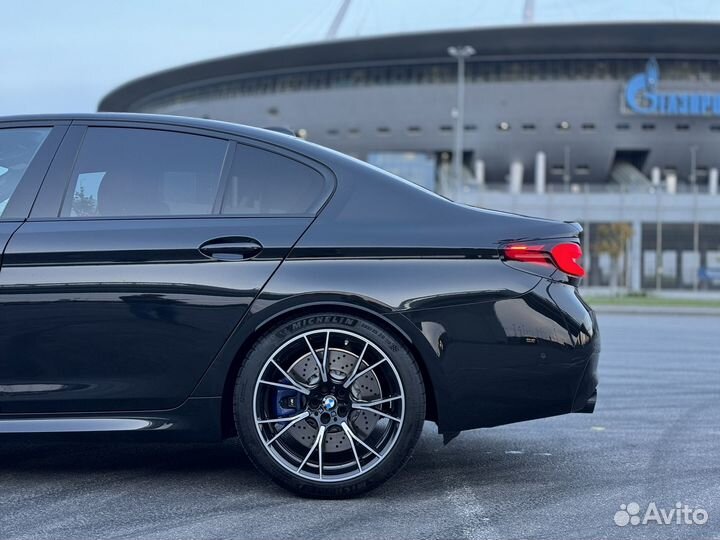 BMW M5 4.4 AT, 2023, 9 000 км