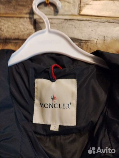 Пуховик moncler 40-42 158-164