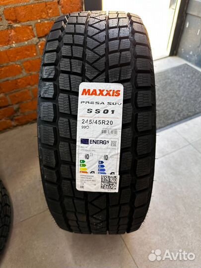 Maxxis SS-01 Presa SUV 245/45 R20 99Q