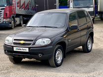 Chevrolet Niva 1.7 MT, 2010, 196 000 км, с пробегом, цена 365 000 руб.