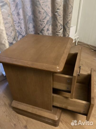 Тумба прикроватная