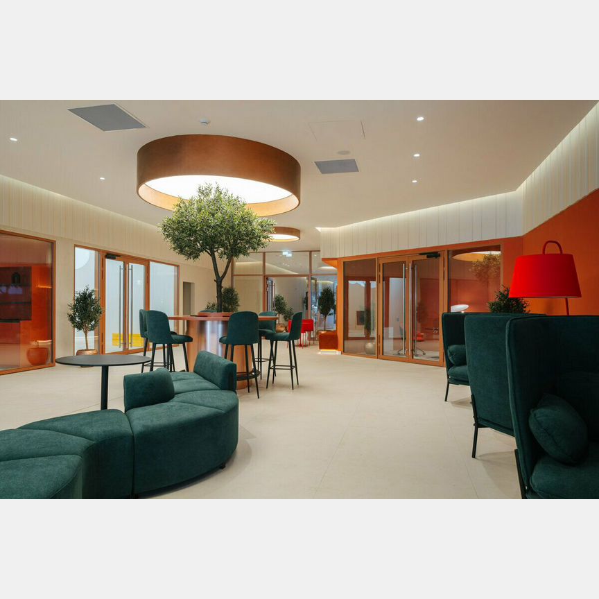 2-к. квартира, 79,1 м², 43/50 эт.