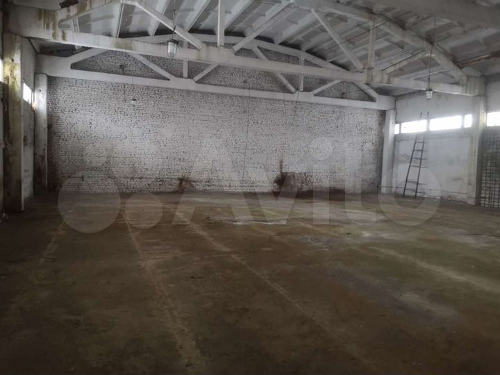 Производственное помещение, Склад, Гараж, 1015 м²