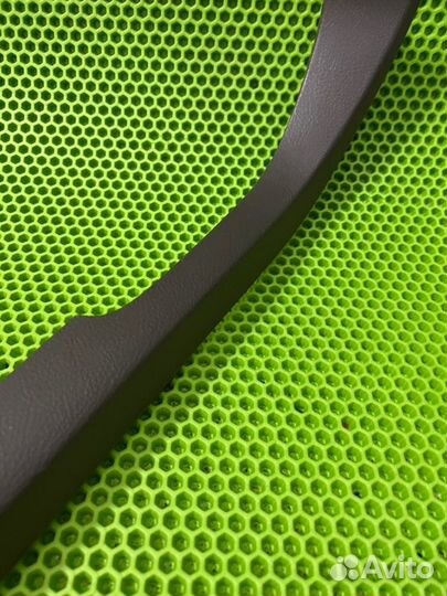 Накладка консоли АКПП передняя правая Lexus Gx470