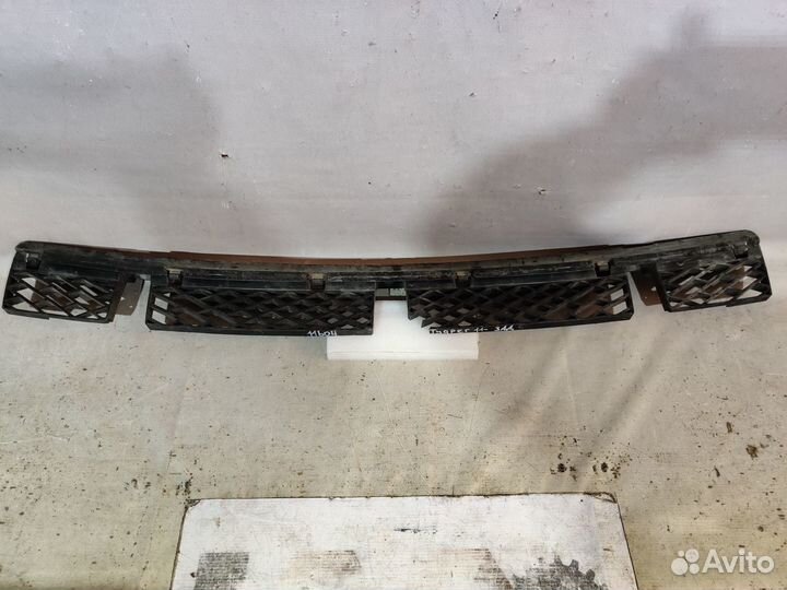 Фольцваген Туарег 2011- Крепление заднего бампера